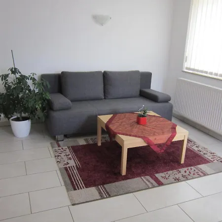 Eva Apartment *